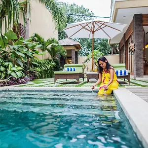 O , Seminyak (Bali) Indonesia
