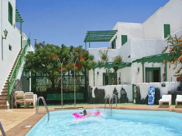 Apartamentos Celeste Costa Teguise Spain